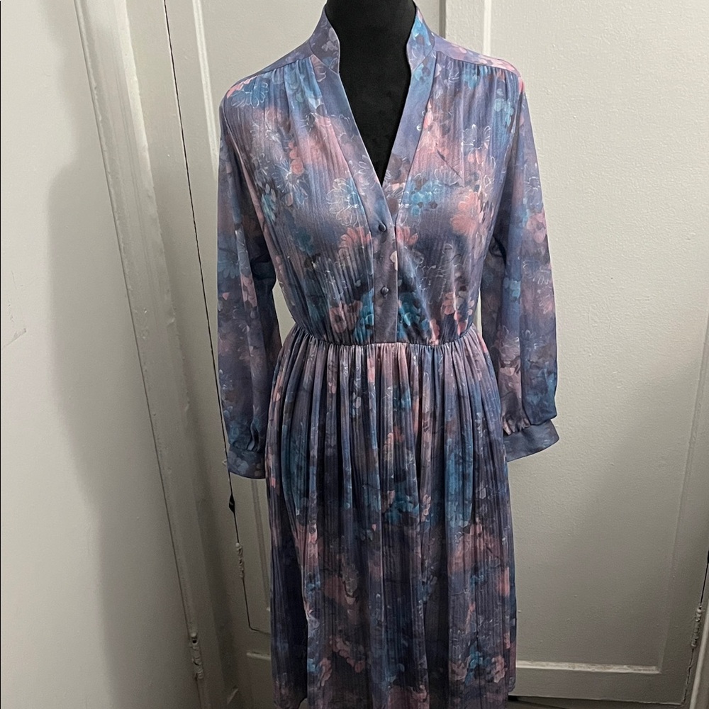 vintage 1980s floral midi dress from the brand Willi of California